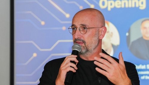 В Баку прошла конференция по ИИ и цифровой трансформации с участием представителей Израиля и Азербайджана - «Технологии»